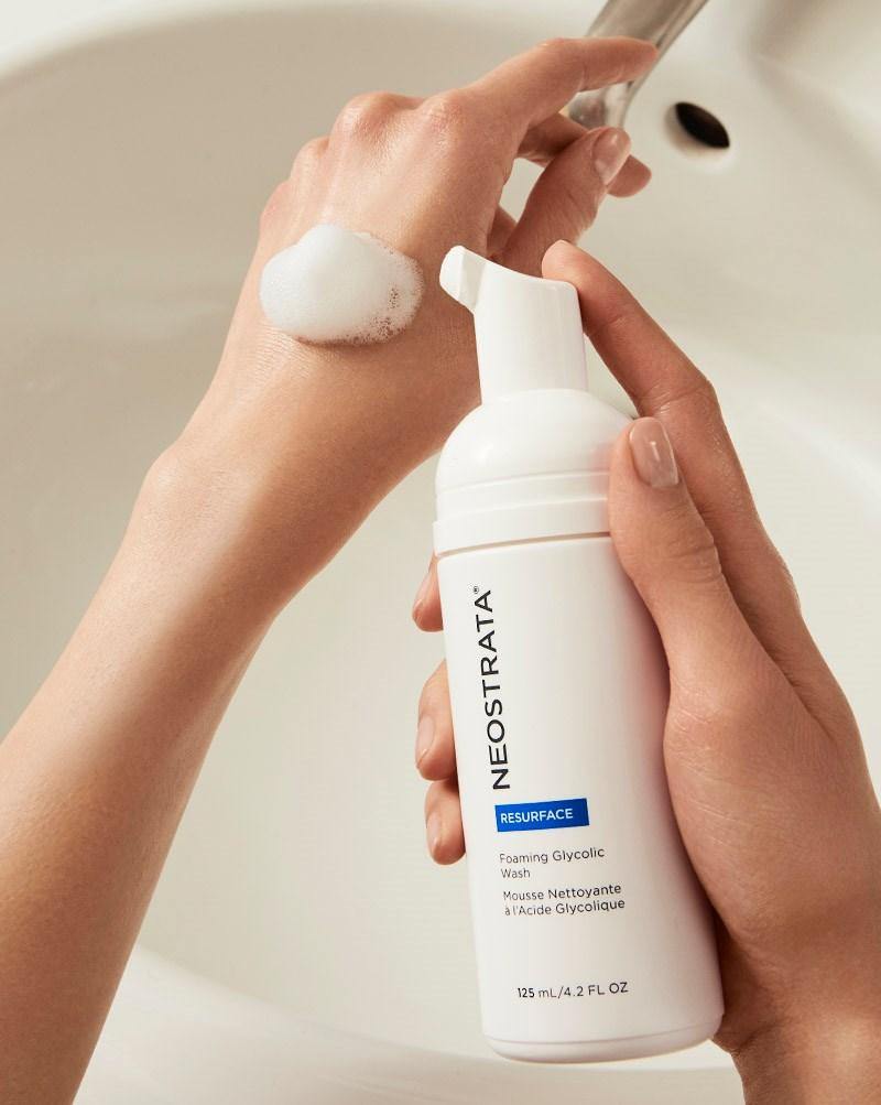 NeoStrata | Resurface - Foaming Glycolic Wash (125ml) - British Aesthetics