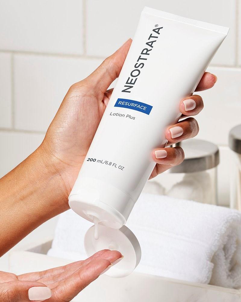 NeoStrata | Resurface - Lotion Plus (200ml) - British Aesthetics